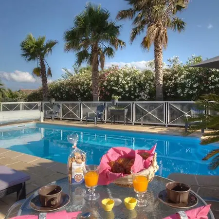 Avec Piscine Sur Casa vacanze Furiani